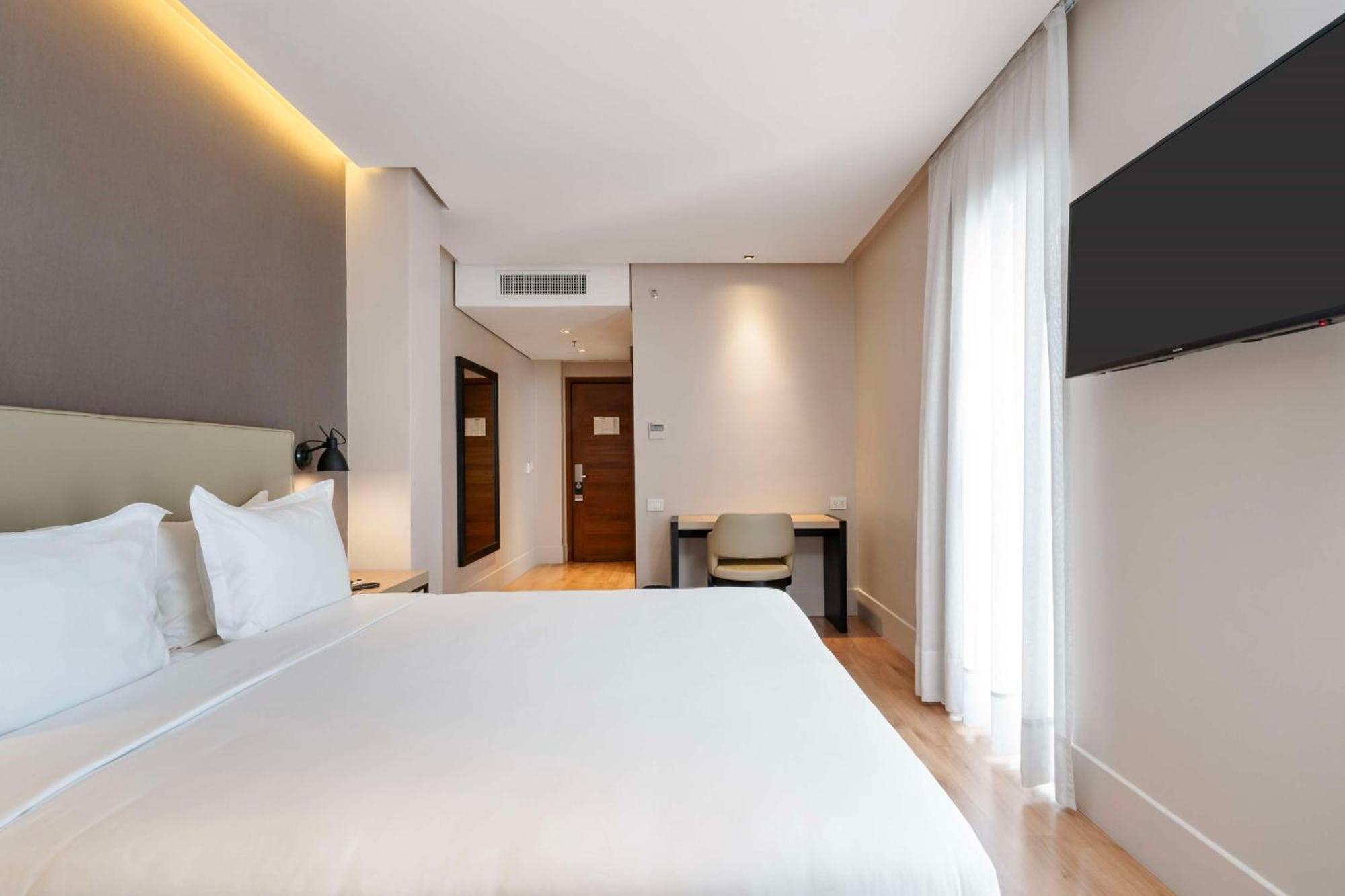 Palmaroga Hotel Asuncion, Tapestry Collection By Hilton Εξωτερικό φωτογραφία